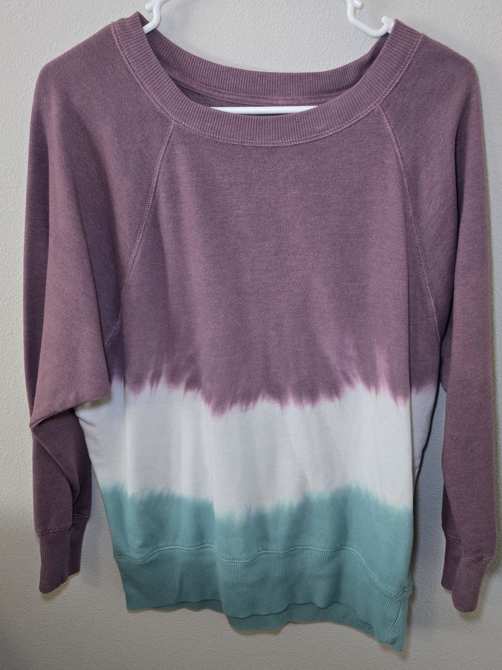 SO Mauve, White & Seafoam Dip-Dye Crewneck Sweatshirt